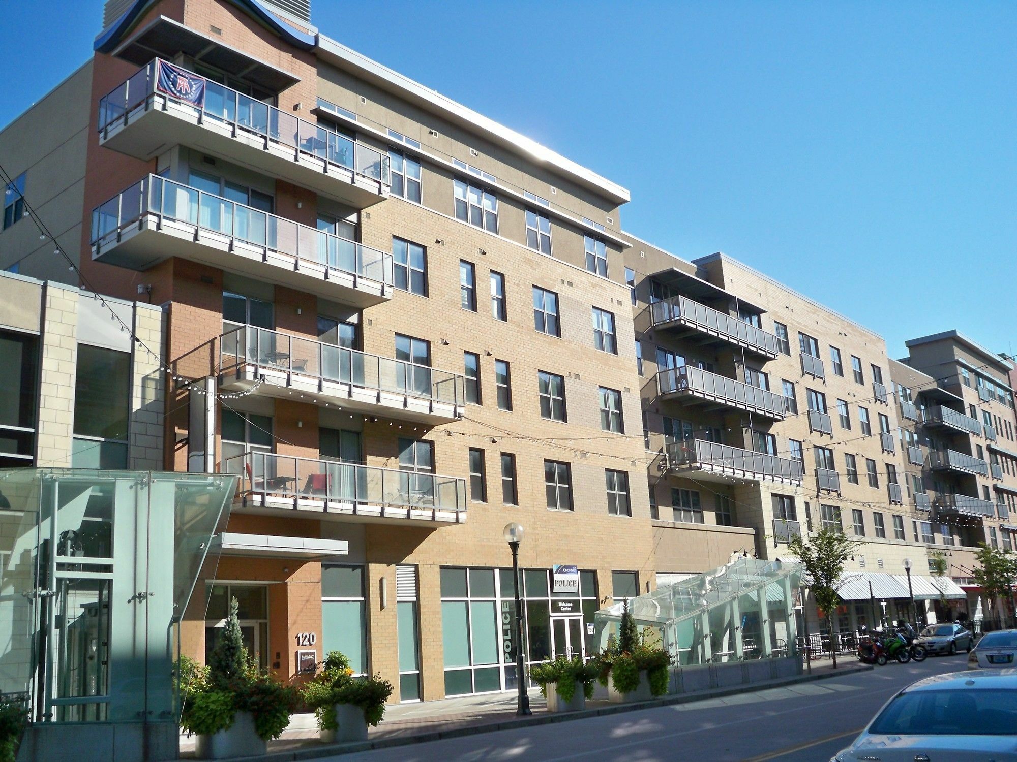 Aparthotel Bridgestreet At Current At The Banks à Cincinnati Extérieur photo